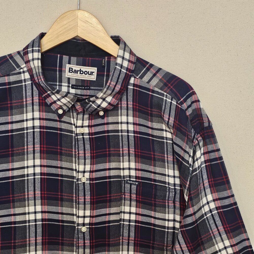 Barbour Tailored Fit Flannel Button Down XXL